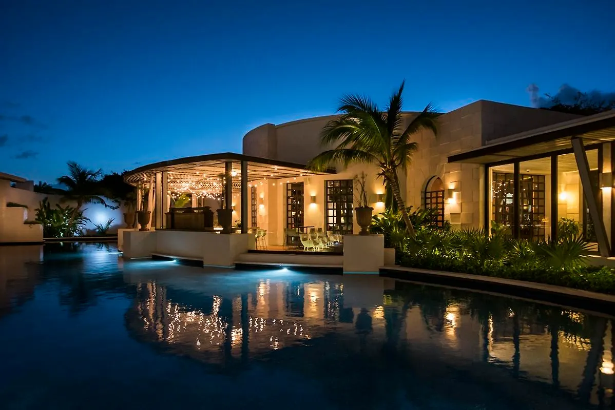 Unico 20N 87W (Adults Only) Mexico