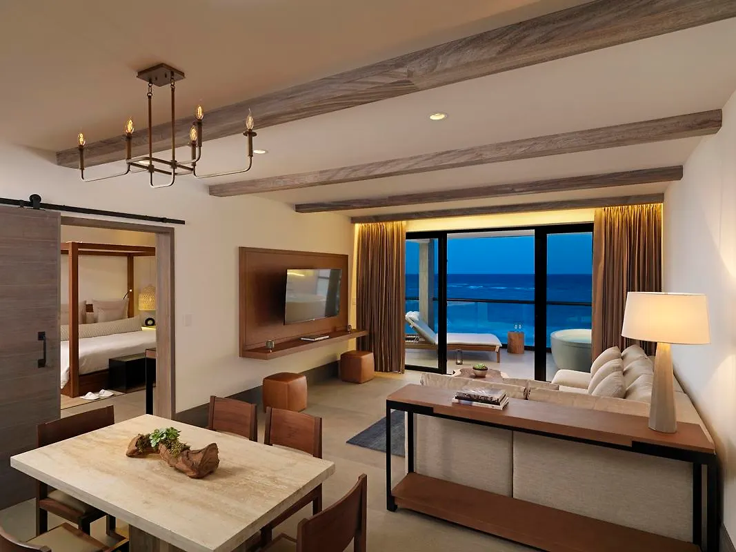 Unico 20N 87W (Adults Only) 5*, Kantenah Mexico